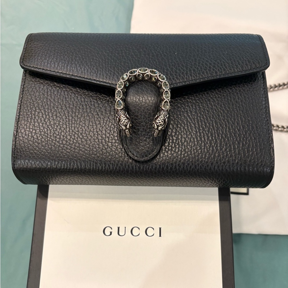 Gucci Dionysus Wallet on Chain